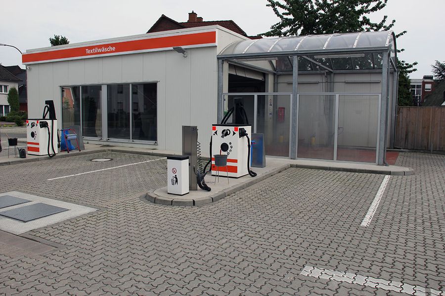 Tankstelle Mit Waschanlage In Der Nähe BFT-Tankstelle Vornmoor GmbH: Autowäsche
